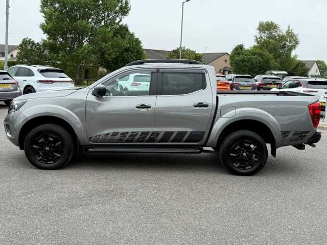 Nissan Navara 2.3 N-Guard Dci Auto